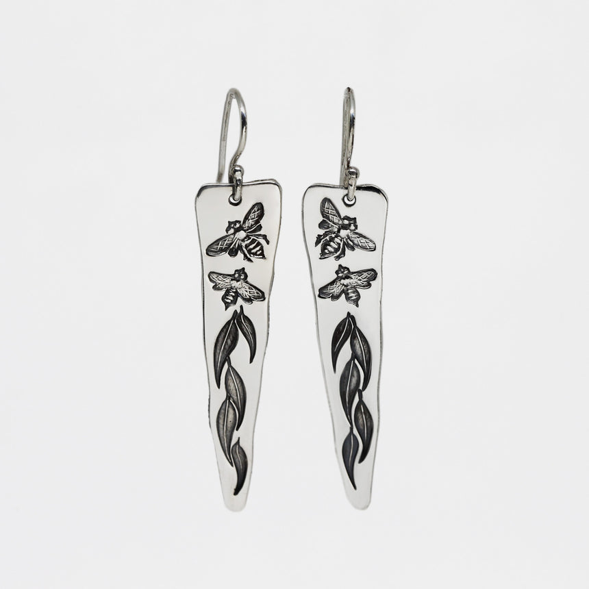Bees & Gums on Hooks