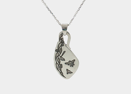 Bees & Wren Leaf Pendant