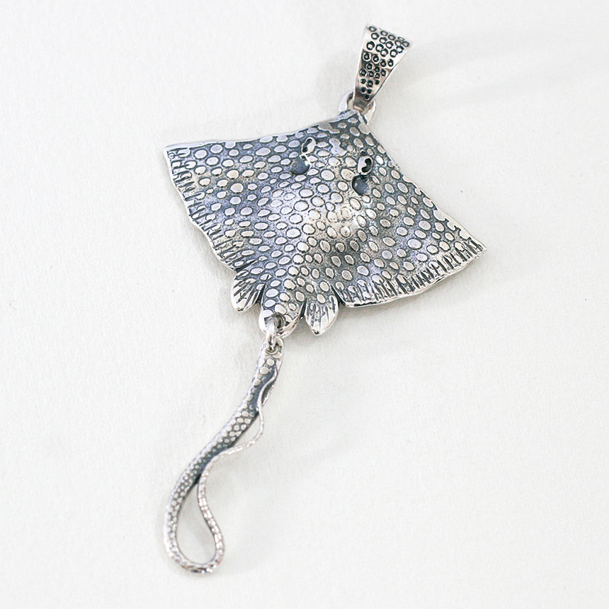 Large Stingray Pendant