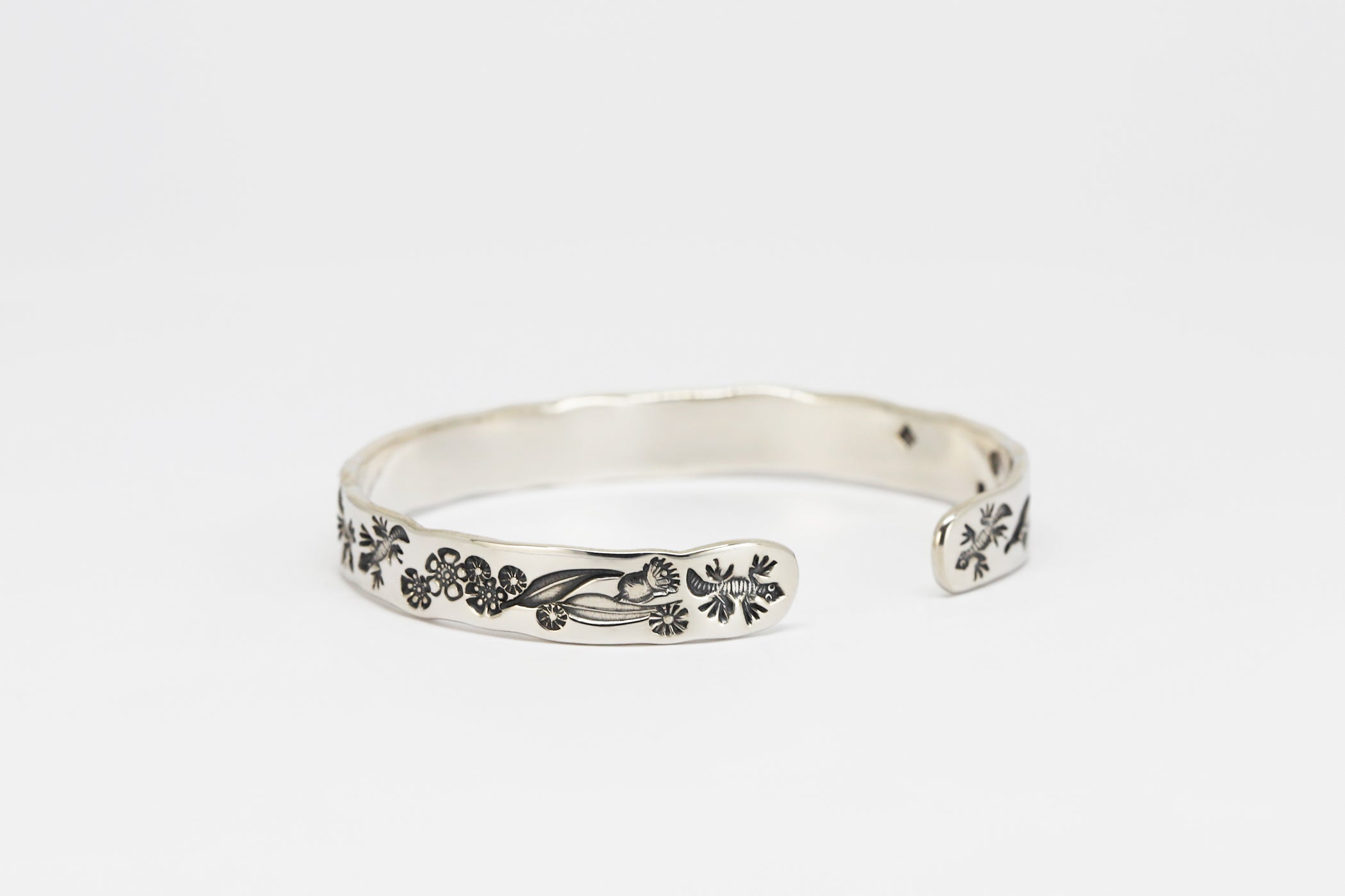 Gum Leaf Whispers Collection - Geckos