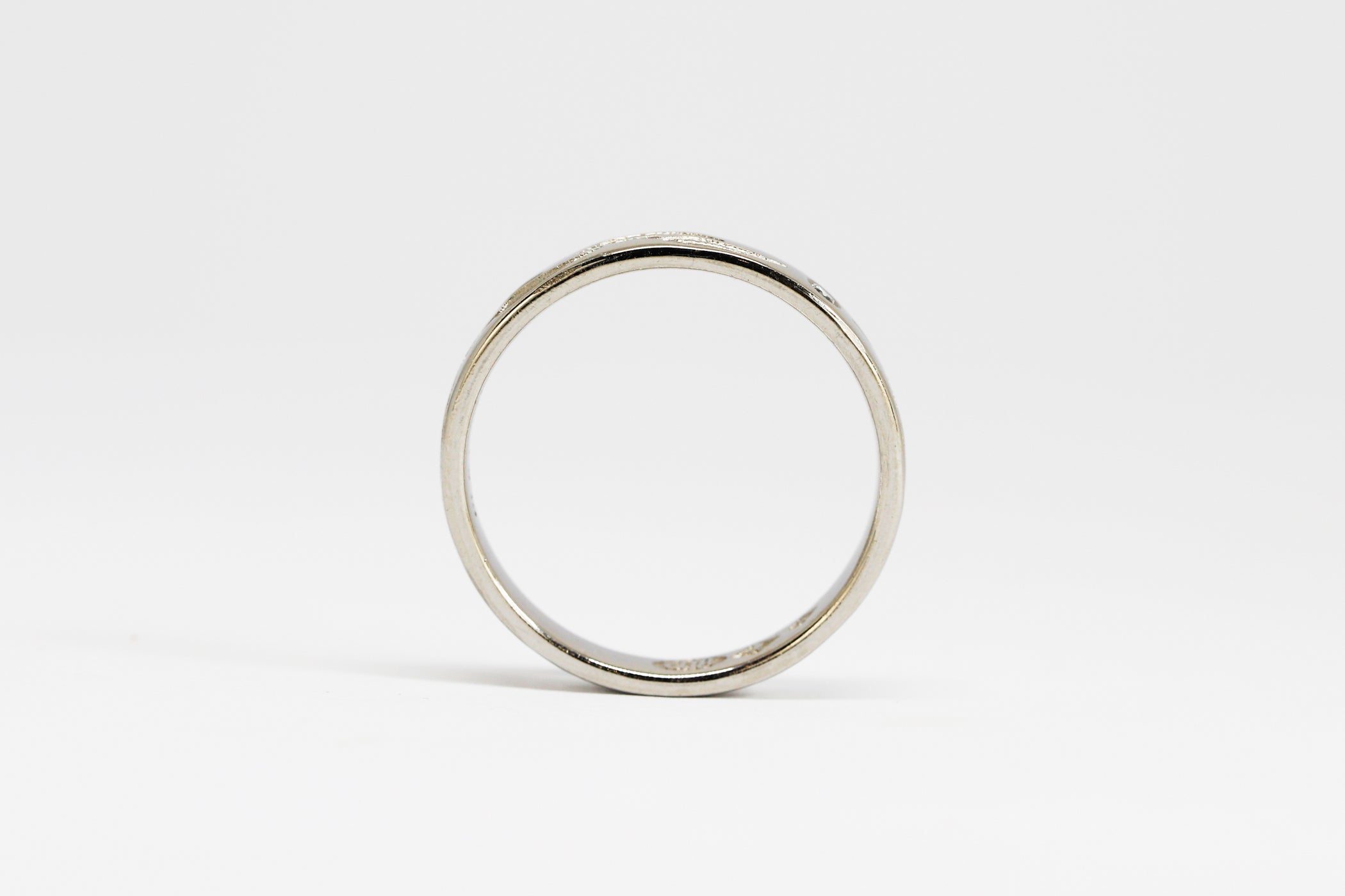 Platinum Leaf Wedder