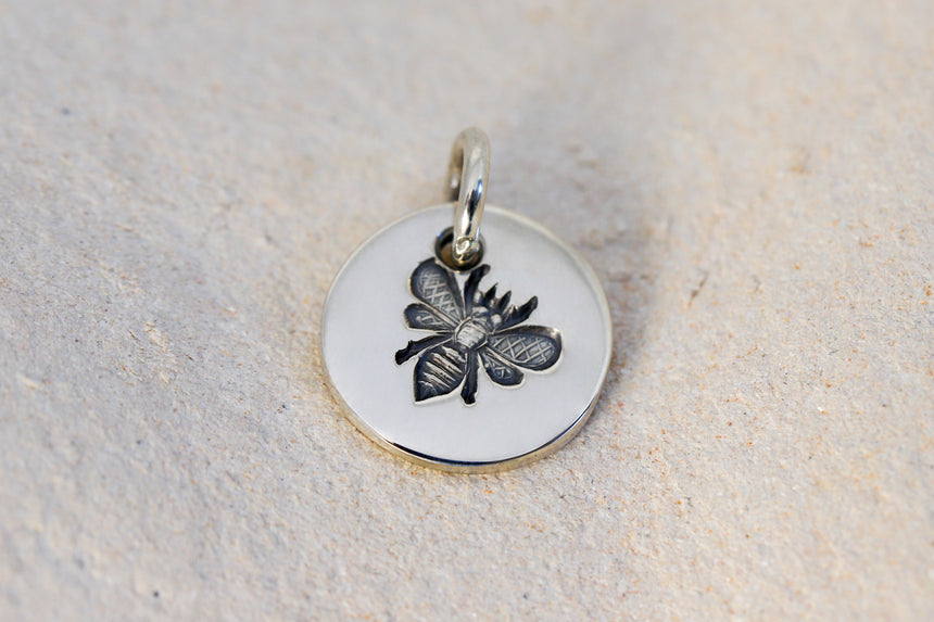 Round Medium Disc Pendant - Bee