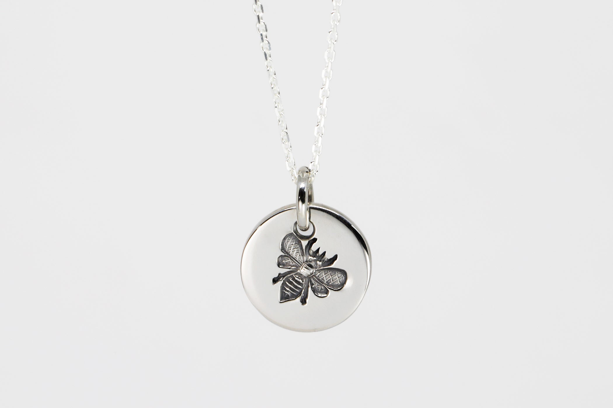Round Medium Disc Pendant - Bee