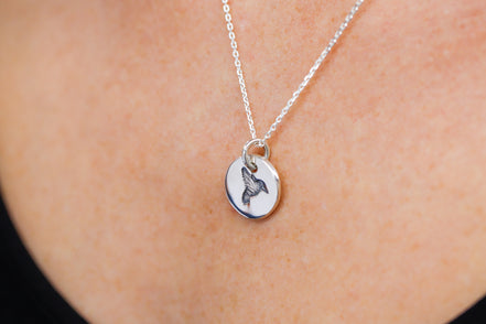 Round Medium Disc Pendant - Hummingbird