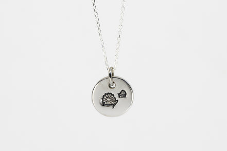 Round Medium Disc Pendant - Shell