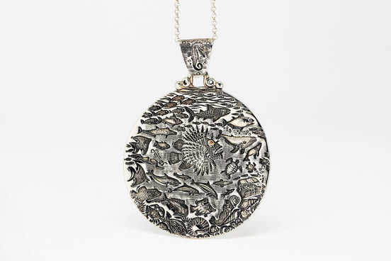 Large Pendant Lionfish