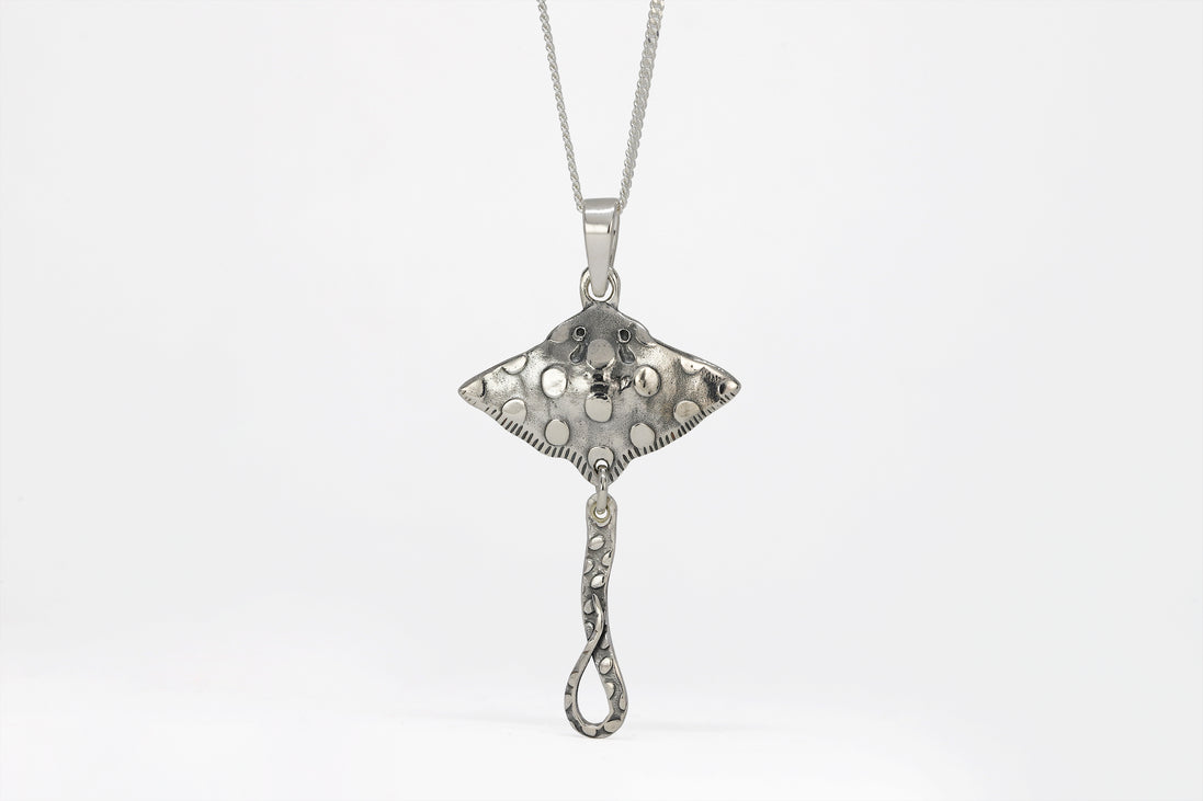 Spotted Ray Pendant