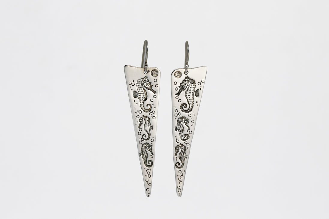 Triangle Seahorses