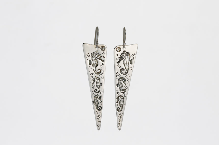 Triangle Seahorses