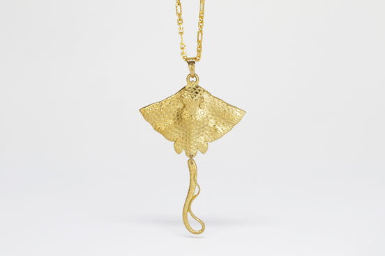 Large Stingray Pendant 9YG